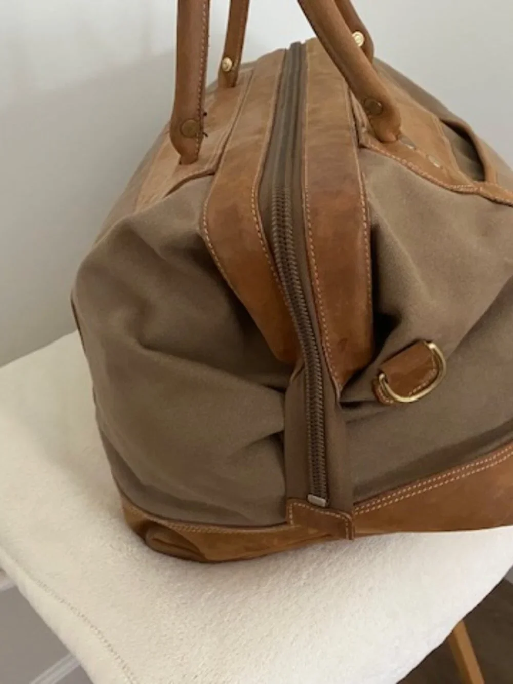 Vintage Orvis Montana Morning Small Travel Duffle Bag